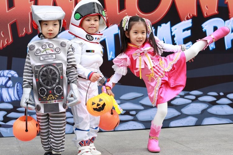 Get The Kids Dolled Up and Head On Over to Beijingkids&#039; 10th Anniversary Halloween Costume Party