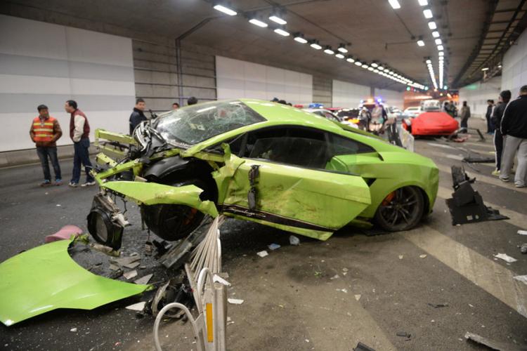 Lamborghinis Smash in Beijing Street Race Gone Wrong