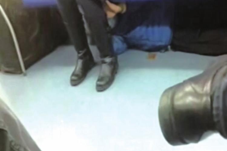 Pervert or Troll? Subway Creep Hunts Female Calves on Beijing Metro