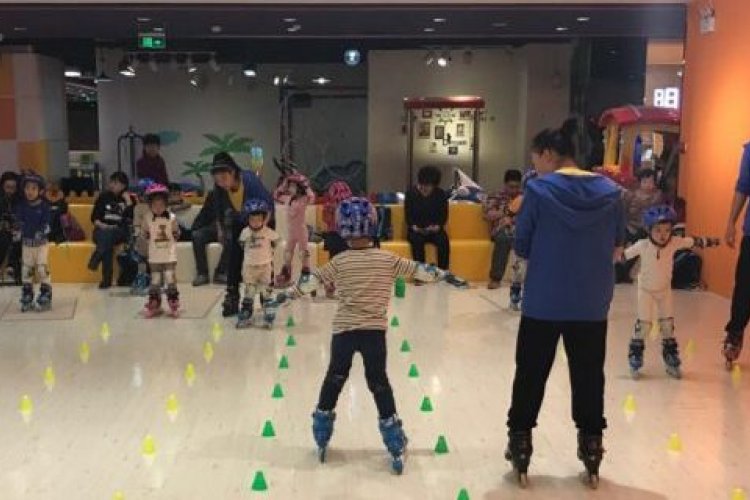 Free Kid’s Dance, English, Piano, and Rollerblading Classes Plus Deals On Food and Goods at 2017 Beijing International School Expo