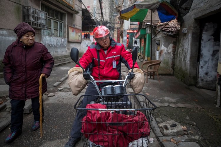 Beijing to Begin Protect Gig Economy Workers, Starting With Delivery Drivers