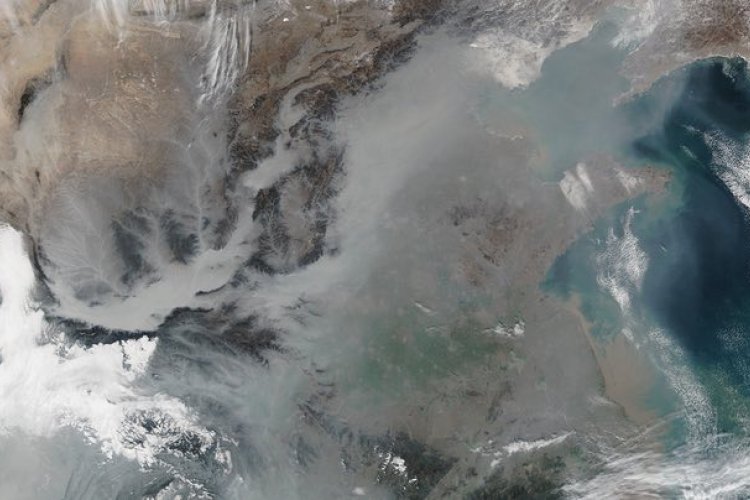 Melting Polar Ice Caps Mean That Beijing&#039;s in for Many More Airpocalypses, Experts Warn