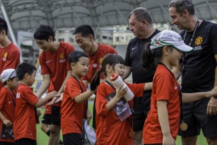 Your Chance to Meet Manchester United Legends Dwight Yorke and Denis Irwin