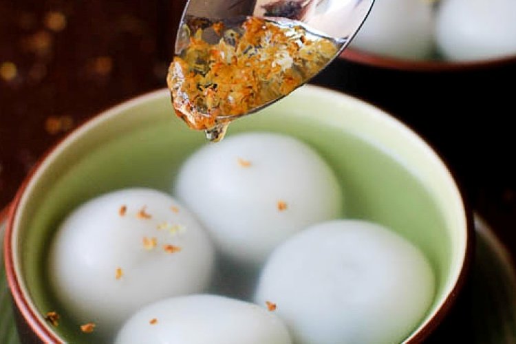 Chinese Cookbook: Celebrate Togetherness With These Glutinous Rice Dumplings (Tangyuan)