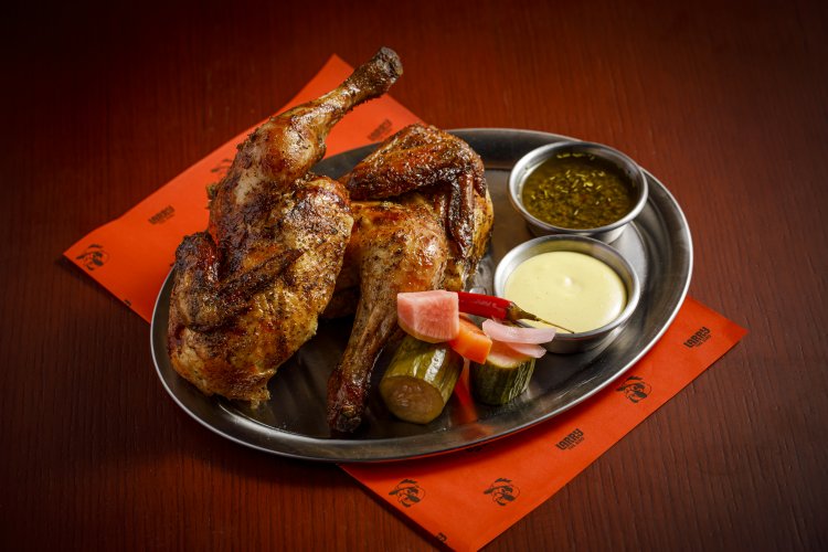 That 70&#039;s Bird: Larry the Bird&#039;s Roast Chicken Flaps Into Taikoo Li