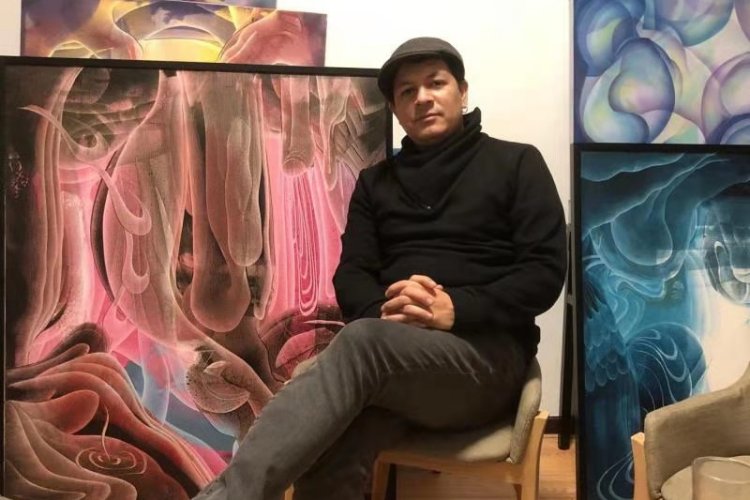 Artist PazViola: &quot;When I Move to a New Place, It Certainly Affects My Art.&quot;