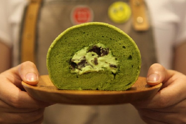 DP Three New Bakeries,  with Most Expensive Matcha Swiss Roll, Cheapest Dirty Bun, and Mousse Cake