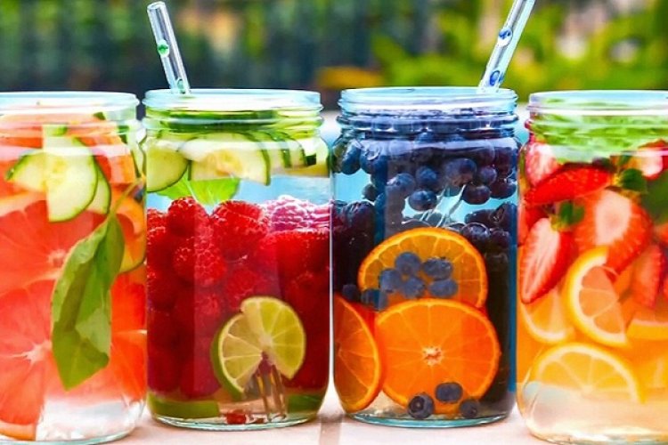 5 Insta-Ready Detox Waters You Can Make At Home