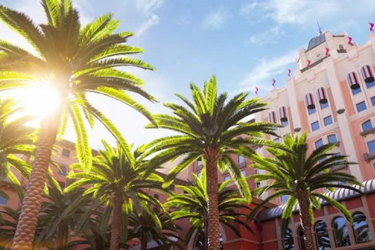 Want to Win an Easter Brunch for the Whole Family at Universal Studios Grand Hotel?