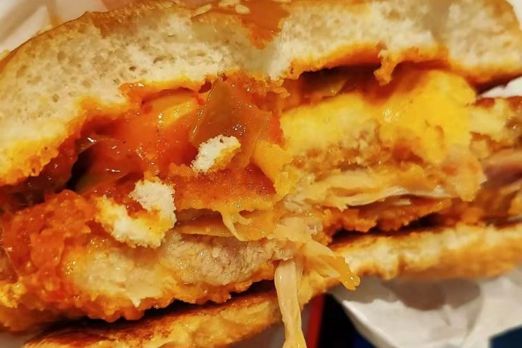 Fast Food Watch: McDonald&#039;s Debuts Dapan Ji in Sandwich Form