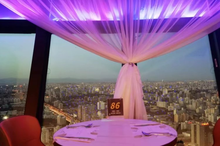 Dine At These Revolving Restaurants For an Epic View