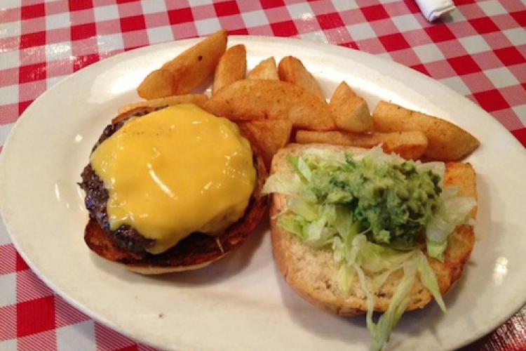 2013 Burger Cup: Nola vs Tim&#039;s Texas Bar-B-Q