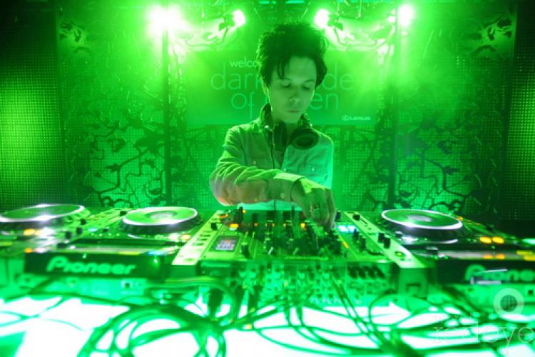 Yeah Yeah Yeah&#039;s Nick Zinner DJ Set Confirmed