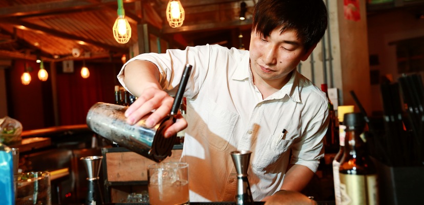 Iron Bartender: These Bartenders Make Blue Cheese Drinkable