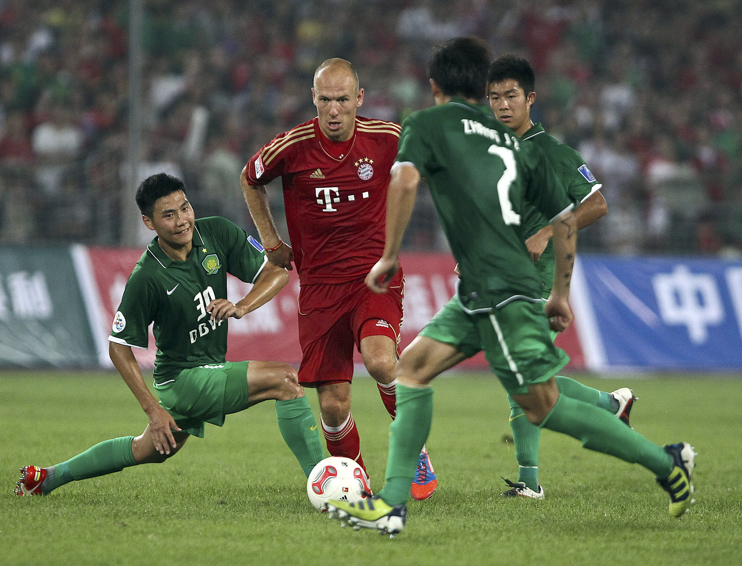 Bayern Munich Arrives in Beijing, Plays at Bird&#039;s Nest Saturday Night