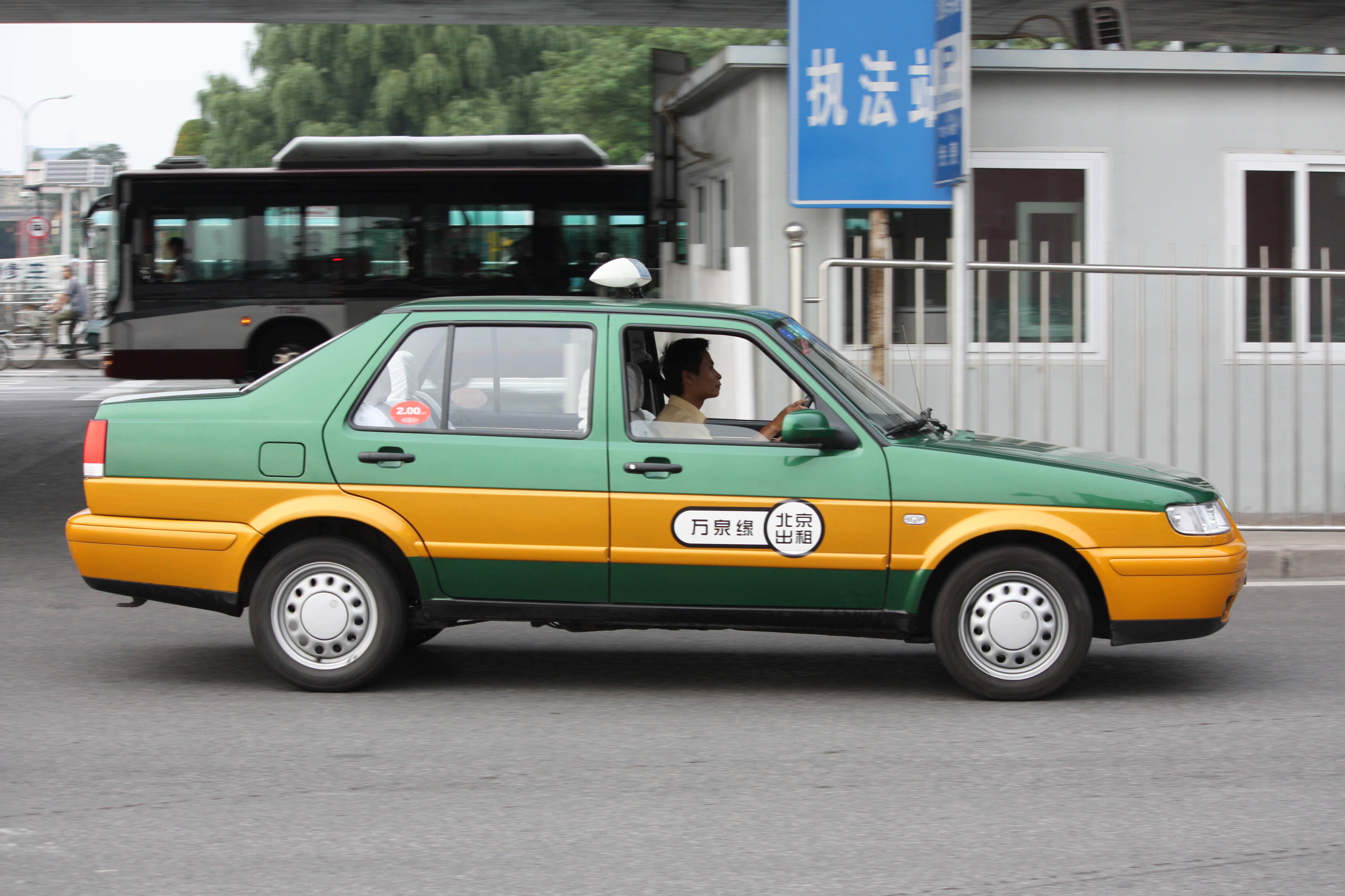 Beijing Plans to Convert Taxi Fleet to Electric