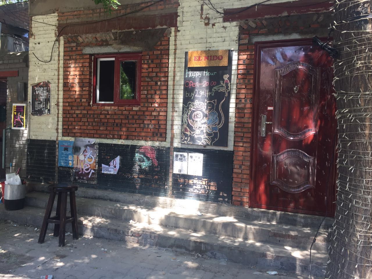 From the Frontlines: Fate of Many Fangjia Hutong Establishments Remains Unclear