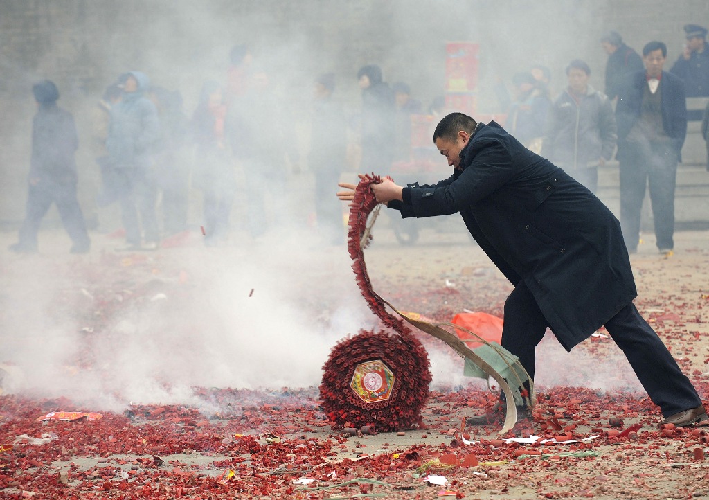 A Teacher&#039;s Advice to His Students for Staying Safe during Spring Festival