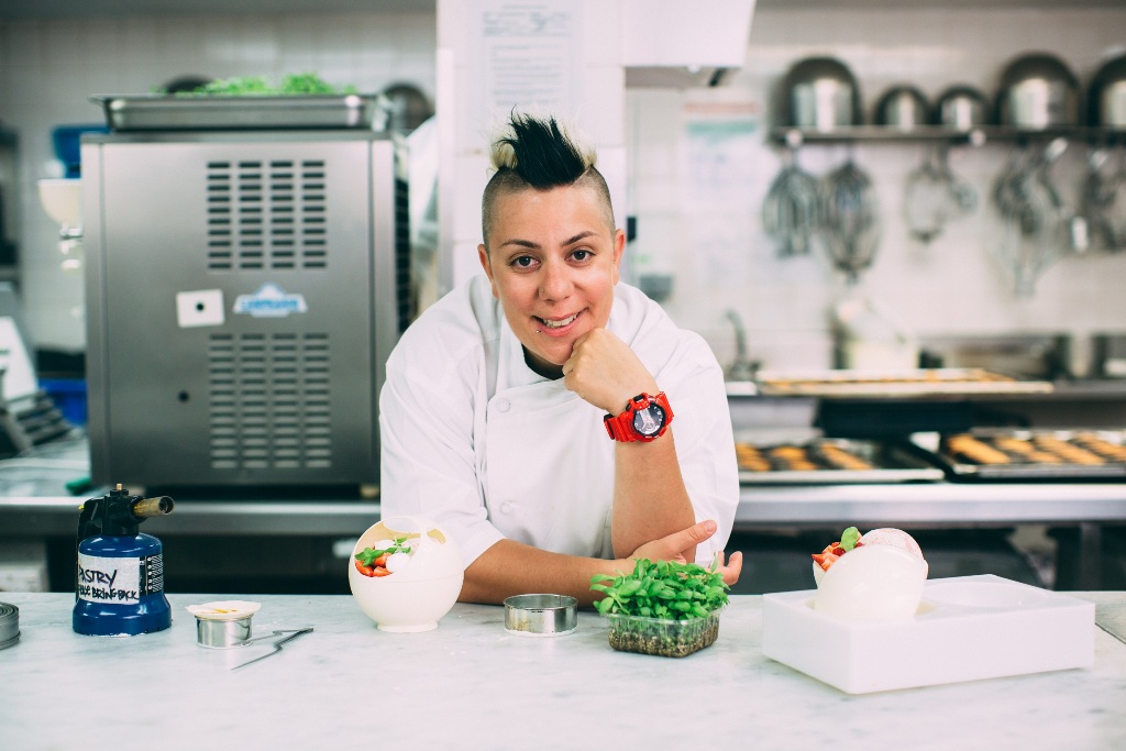 Afternoon Tea with Attitude: MasterChef Australia&#039;s Anna Polyviou Brings Fun Sweet Treats to China World Summit Wing Until Dec 11