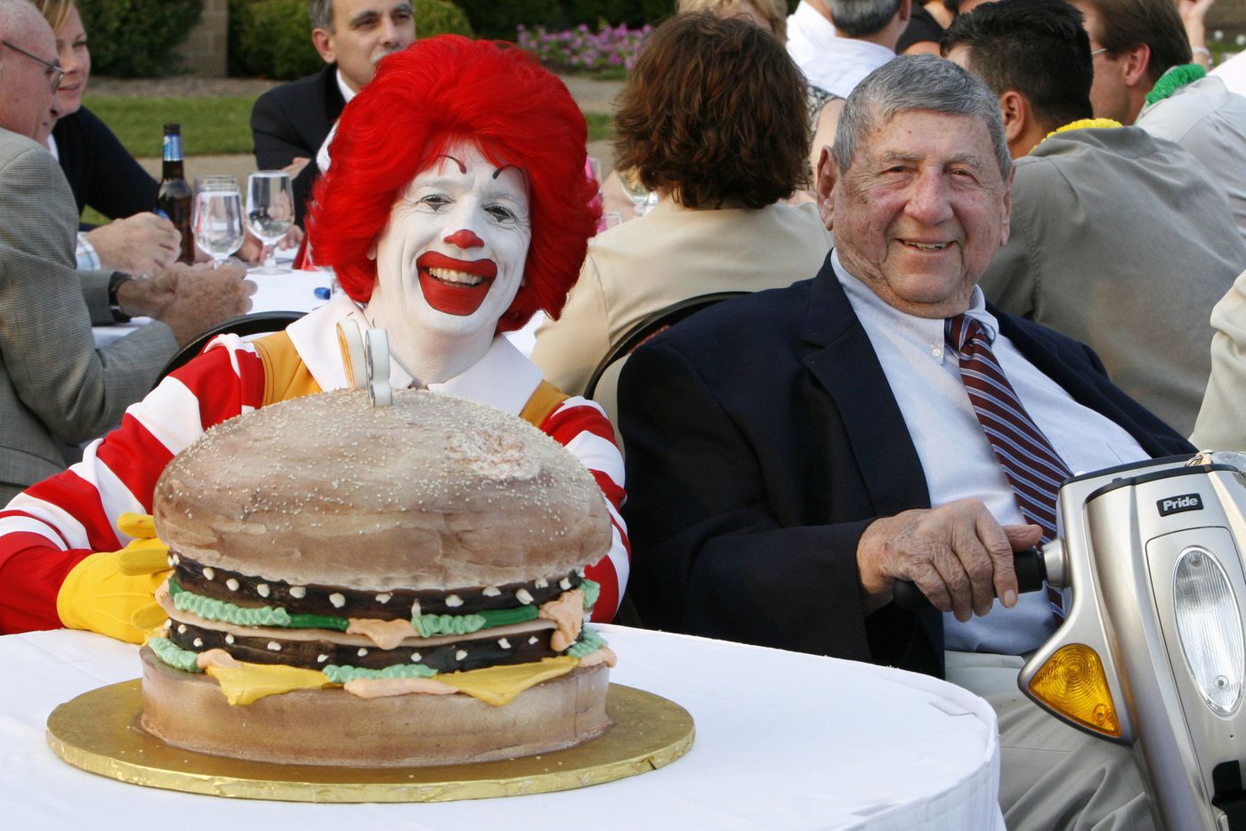 The Great Burger Inventor Debate Even Rages On in Beijing (as Slow Boat Prepares 200 Free Burgers)