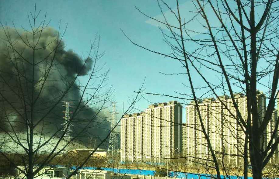 Fire Erupts at Construction Site Behind Shunyi&#039;s BSB