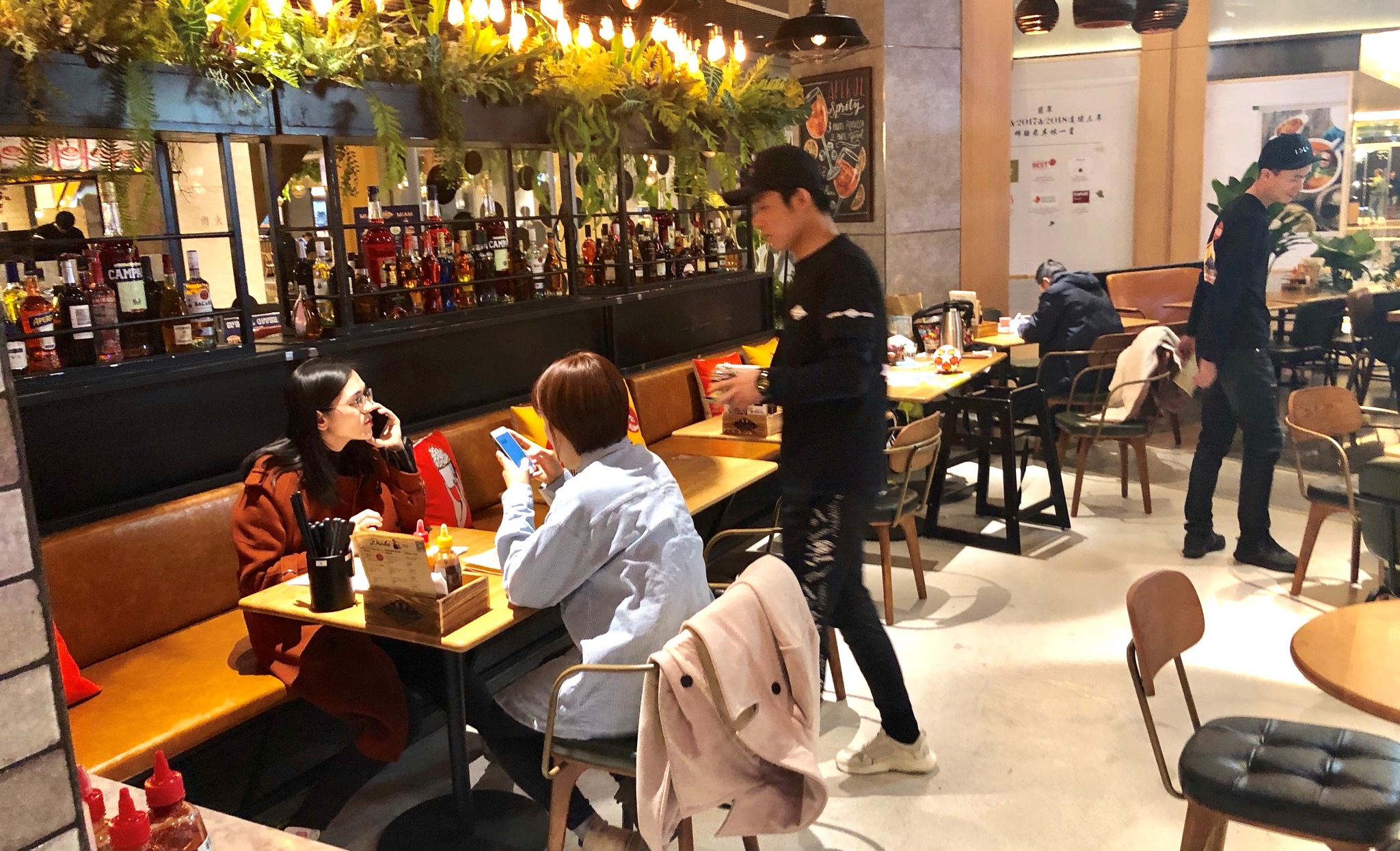 Groupe Flo Caters to the Masses With a New Upscale Food Court in Sanyuanqiao