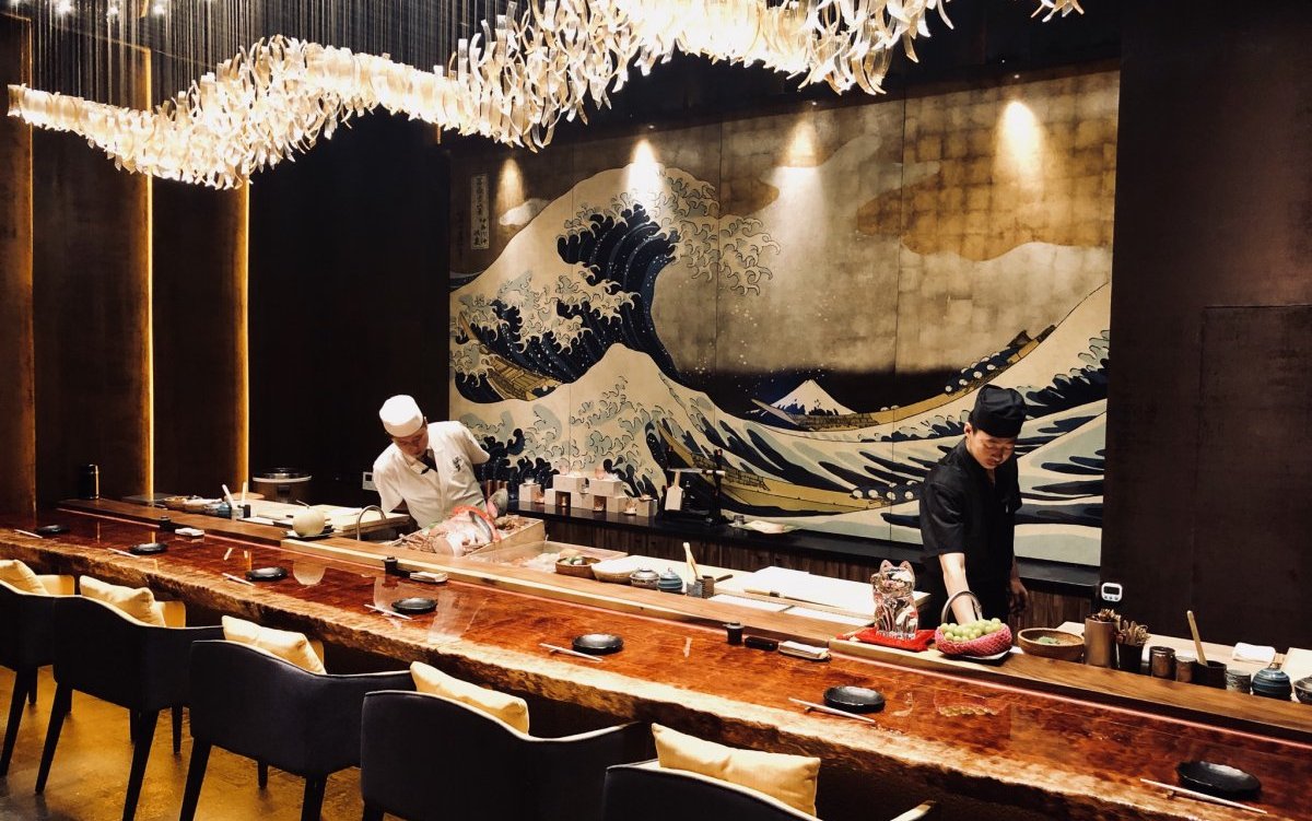  Qiu Sushi Whiskey Lives Up to Its Name With Pricey Japanese Delicacies Near Chaoyang Park