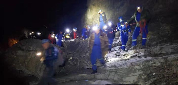 Hiker Killed By Strong Wind After Being Blown Over Cliff Edge in Fangshan