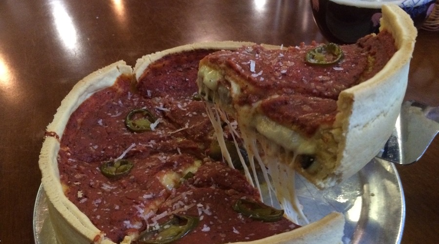 Pizza Mania! Yummy Box Serves up Chicago Deep Dish in Wangjing, Wudaokou and Huilongguan