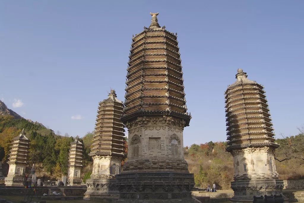 Silver Mountain Pagoda Forest