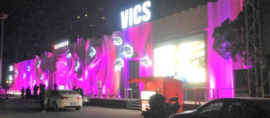 Partiers Bid Farewell to Vics, Beijing&#039;s Most Senior Nightclub