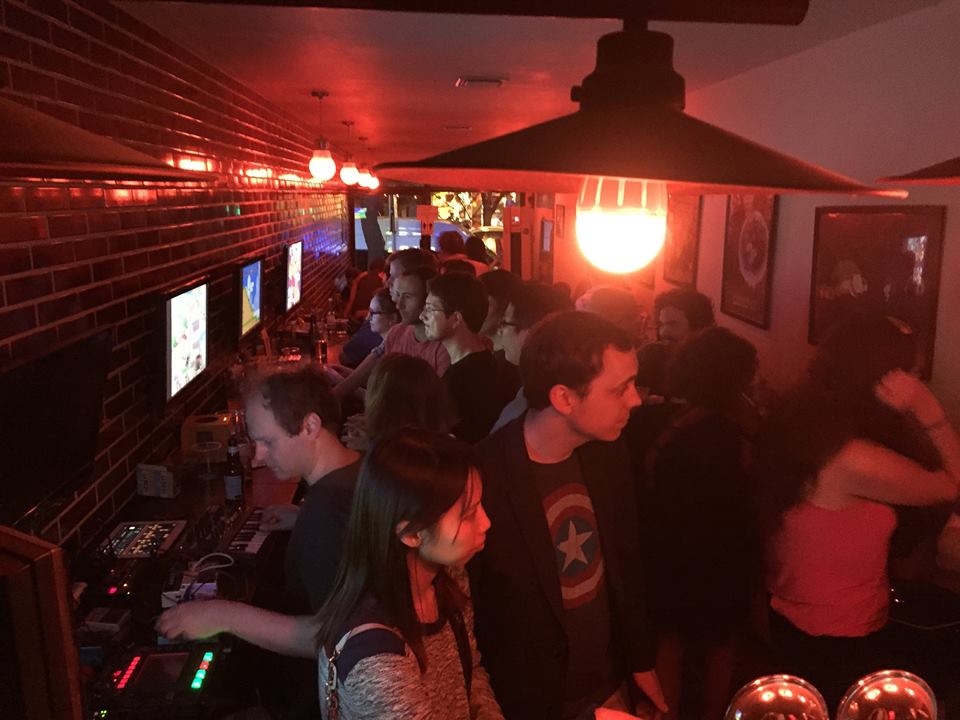 DP Breaking: Popular Beiluogu Xiang Gaming Bar 8 Bit to Close This Weekend; Will Hold Goodbye Party Jan 27