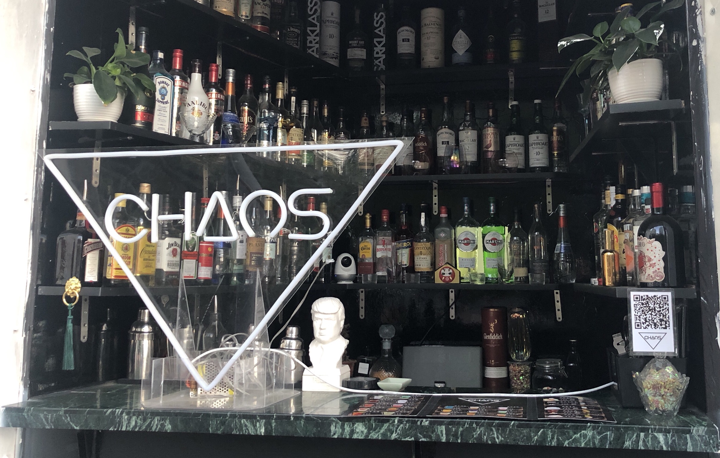 Hot Toddy, to Go? Chaos Serves Boozy Drinks Street Side