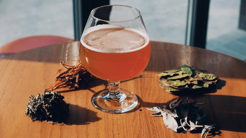 DP Booze News: Slow Boat&#039;s Gruit Beer, Atmosphere&#039;s &quot;Clash of Gods&quot; Cocktails, Puxuan&#039;s Wine and Prawns Pairing