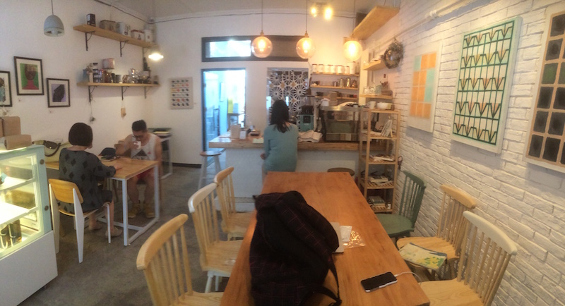 Fangye Cafe Offers Homey Cozy Vibes 