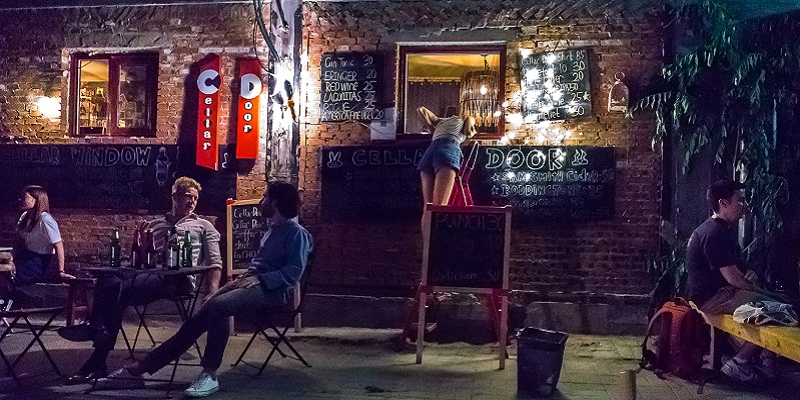 Nearly Every One of Your Fangjia Hutong Favorites Will Close Before Sep 17