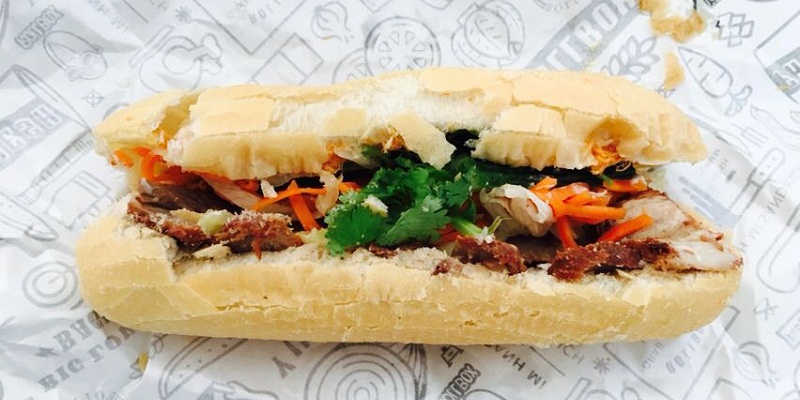 Street Food: Tasty Vietnamese Sandwich Banh Mi at Rollbox