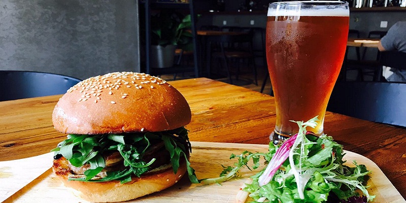 DP Burger Brief: Delicious Foie Gras Burger and Osmanths Ale at High Town, Nali Patio