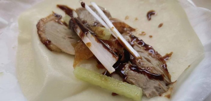 A Timeless Journey at Beijing&#039;s Classic Peking Duck Heaven