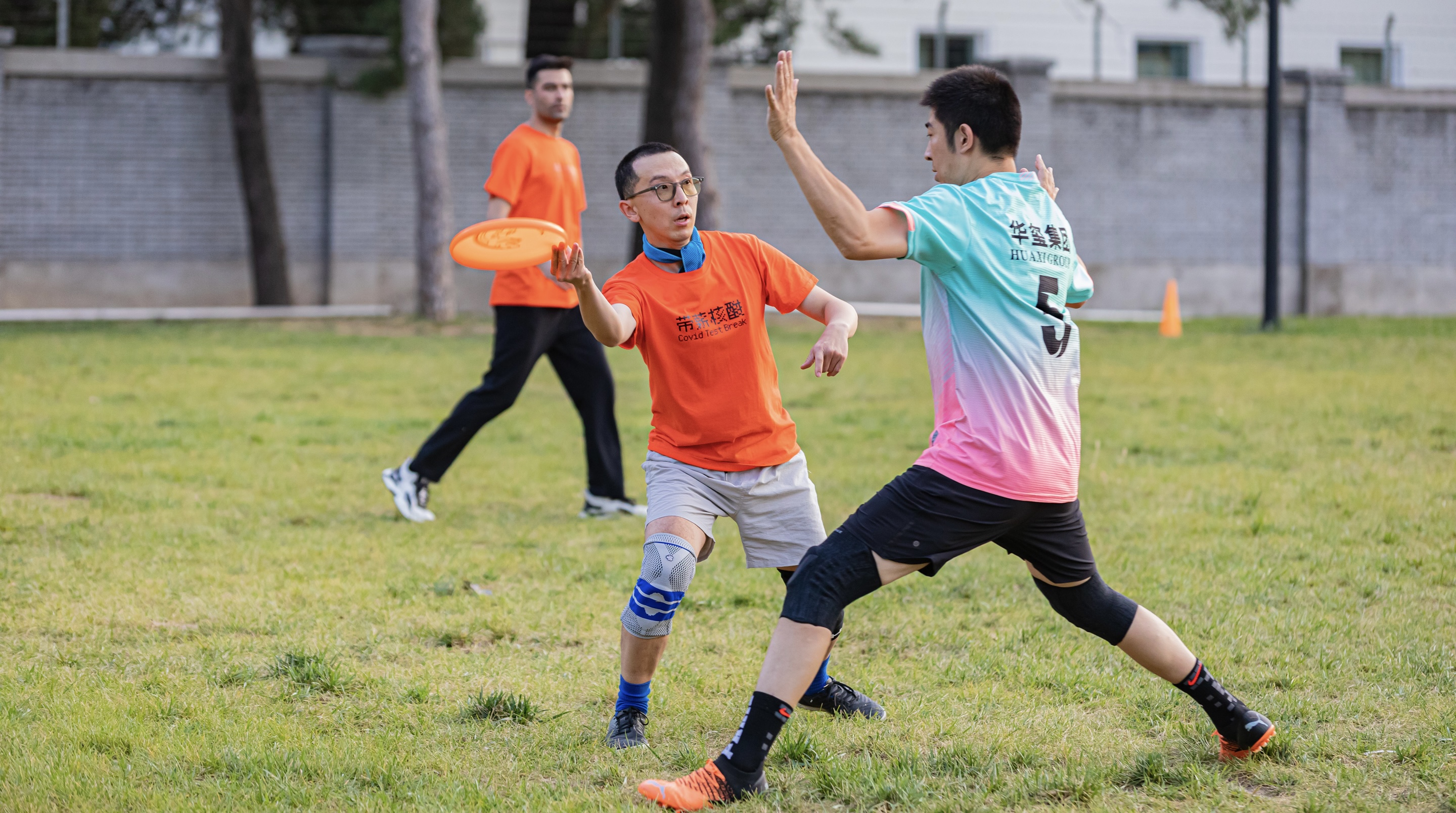 More Than Just A Frisbee Club: Disc It For The Biscuit Wants You To Join Their Game